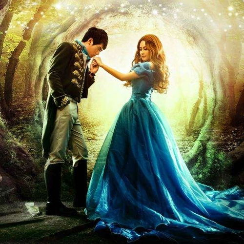 灰姑娘与王子相视而笑