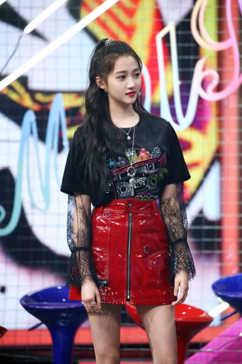 关晓彤事业蒸蒸日上，她真的在认真搞事业吗？