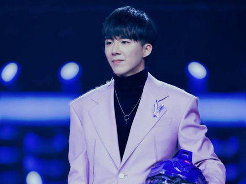 被刘宇宁这首歌打动了：音乐里的深情告白