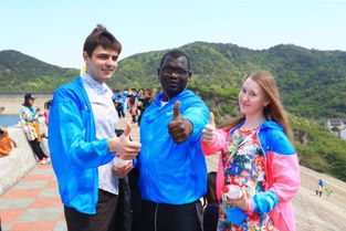 国际友人热情参与