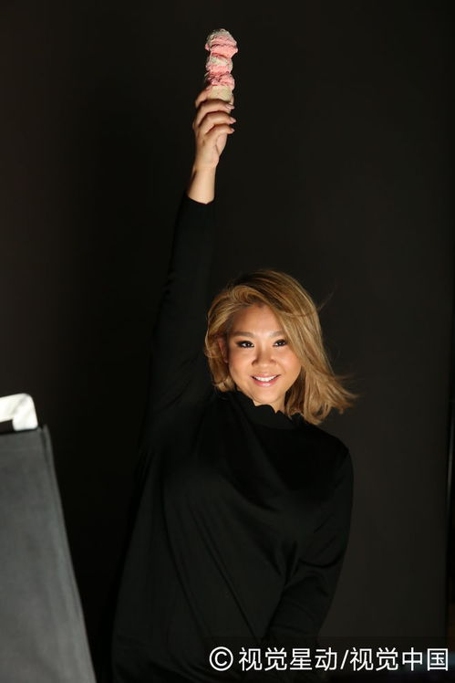 郑欣宜清空社交账号背后：一个明星女儿的复杂人生