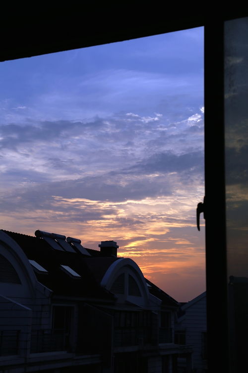 闺怨：那些藏在心底的思念与无奈