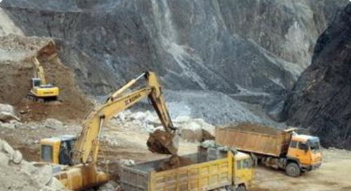 稀土矿石加工现场