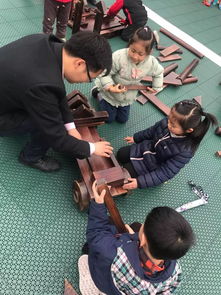 角色之间的互动瞬间