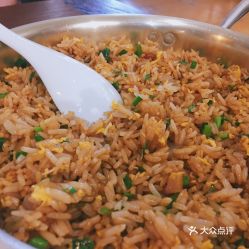 炒好的干锅土豆花菜