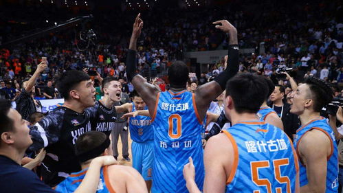 李在明三连胜：从CBA到电竞的全华班崛起