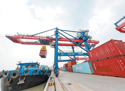 美国加征关税下的非洲经济：中国企业赴加纳发展的新契机