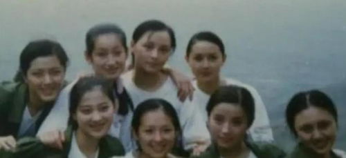 梅婷与秦海璐合影