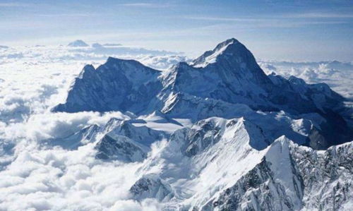 不断奋斗，成就更好的自己