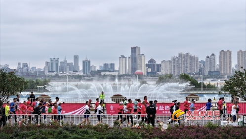 为什么城市更偏爱马拉松而非篮球、足球等赛事？