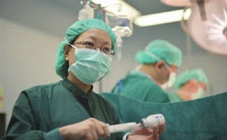 中日友好医院肖某被举报事件始末：医疗界的震动