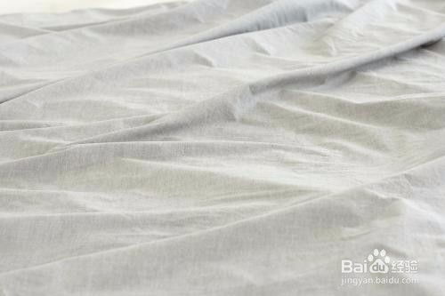 住酒店如何判断床单是否更换？民宿老板教你几招绝活