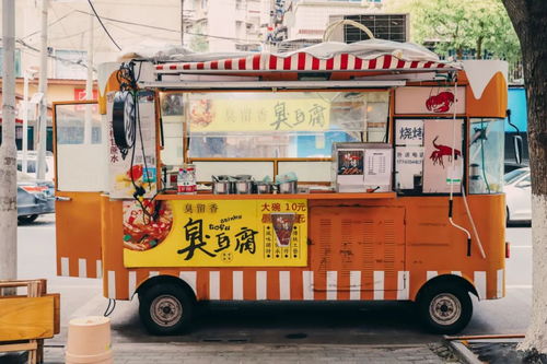 商户恢复红色招牌图片