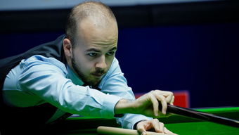 布雷塞尔获胜后庆祝的画面