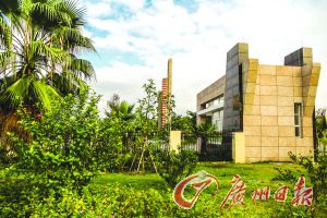 现代化工业园区全景