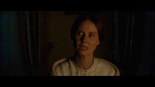 深夜写作的桌面