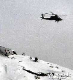 搜救直升机盘旋画面