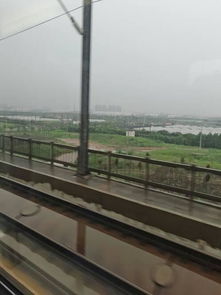 列车窗外风景一览