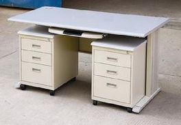 创业者的孤独长跑：当理想撞上现实的铜墙铁壁