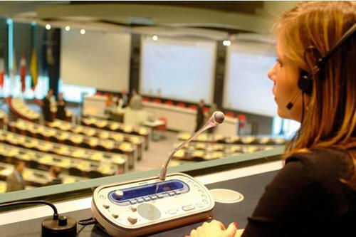 翻译公司工作场景