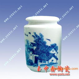 一罐中药材的特写