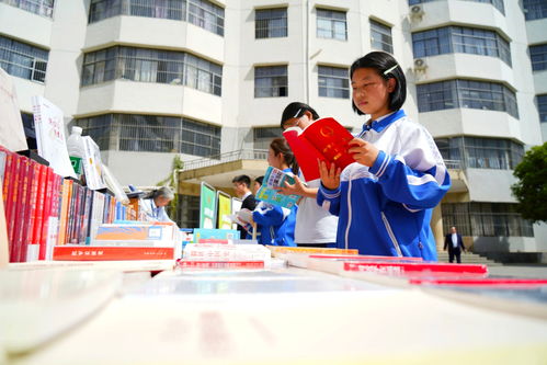 学生参与阅读活动