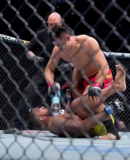 张名扬比赛中瞬间