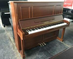 雅马哈钢琴