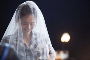 马思纯现身美容院，素颜状态引热议：岁月的痕迹与内心的强大