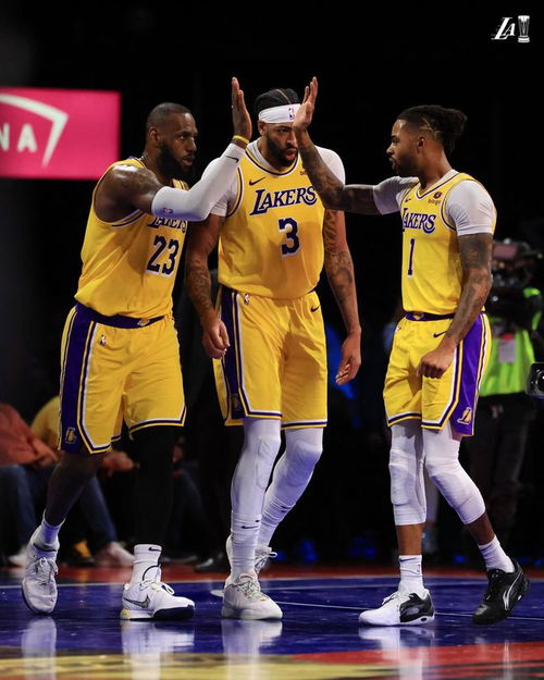 湖人对阵森林狼G4：一场令人热血沸腾的季后赛对决