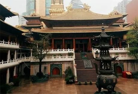 现代寺庙建筑照片