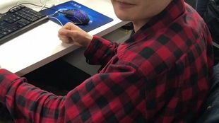 减重成功后的自信笑容