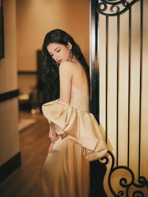 有张婧仪这生命力进入电影，她真的能扛起新一代女演员的大旗吗？