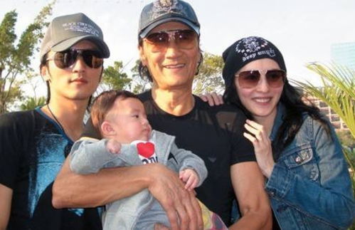 谢贤与张柏芝互动场景