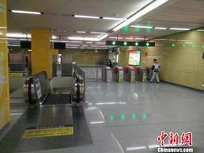 某地铁站为保洁员设立专属休息区