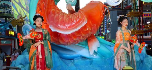 一盏古色灯笼照亮夜空