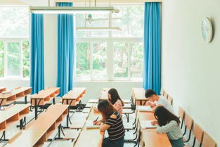 团队庆祝成功项目完成