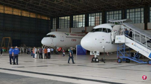 中国商飞C919客机首飞画面