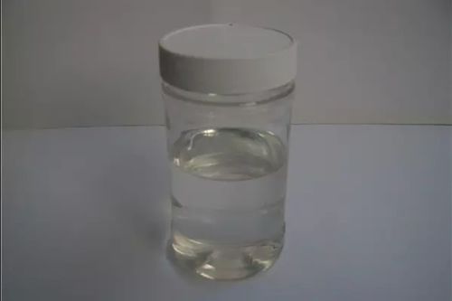 含硅油成分的洗发水瓶