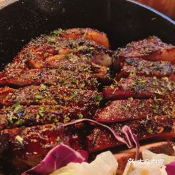 美国的BBQ和中国的烧烤有什么本质上的区别？一位吃货的真实体验分享