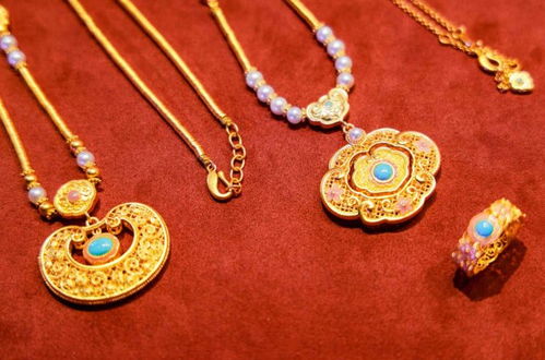 汪峰女友森林北首次直播带货：爱情与商业的双重曝光