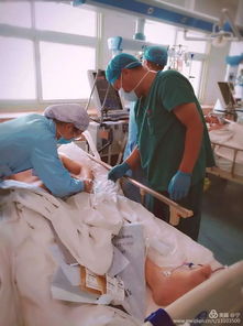 医院手术室内部场景