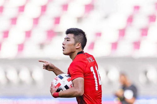 李铁昔日执教中国队时的比赛现场