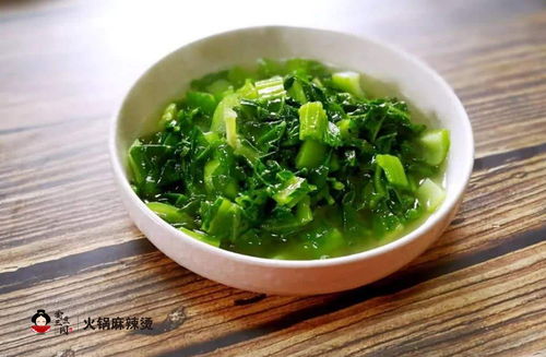 一盘简单的水煮青菜食材摆盘