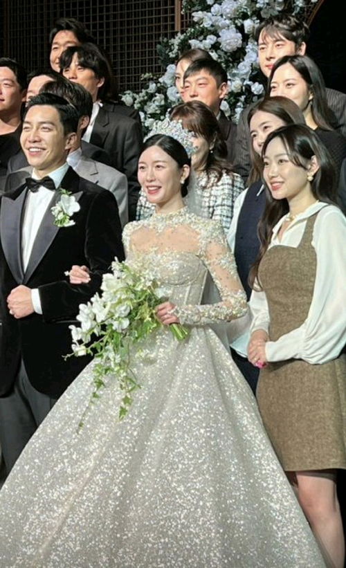 李昇基与李多寅婚礼现场