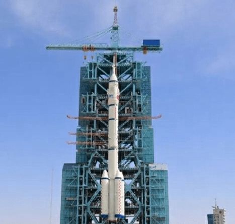 神舟飞船在轨运行示意图