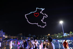 中国无人机惊艳亮相越南夜空，科技与艺术完美融合