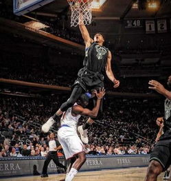 雄鹿连续三年首轮出局，字母哥时代是否已经走到尽头？