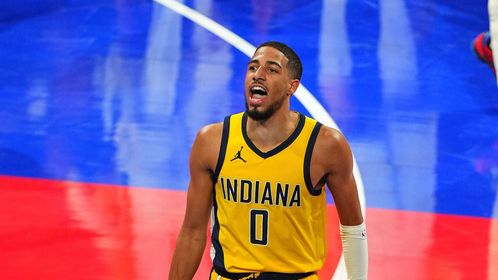 哈利伯顿命中关键三分