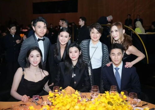 铁匠三兄妹：战火中的信仰与家国情怀